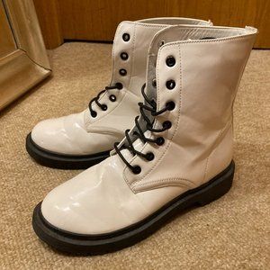 Wild Dive White Combat Boots